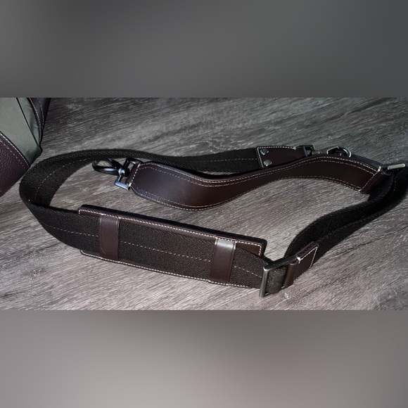 COACH duffle bag - Picture 8 of 10